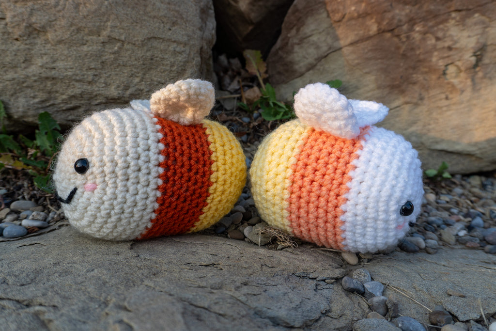 Original Holiday Bee - Customizable Handmade Crochet Amigurumi Bee