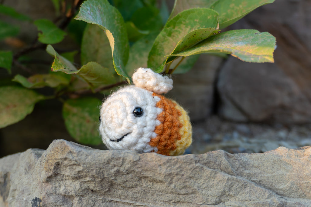 Mini Holiday Bee - Handmade Amigurumi Plushie