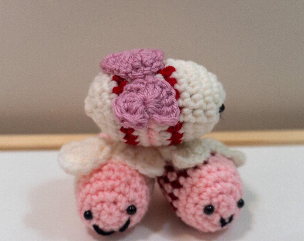 Mini Holiday Bee - Handmade Amigurumi Plushie
